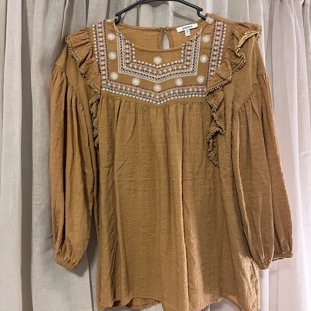 Boutique shirt